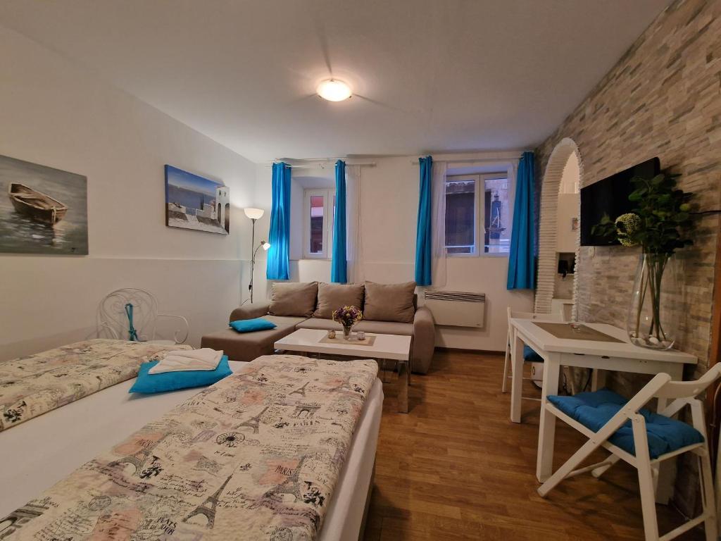 Studio Apartment LIMONA photo 2