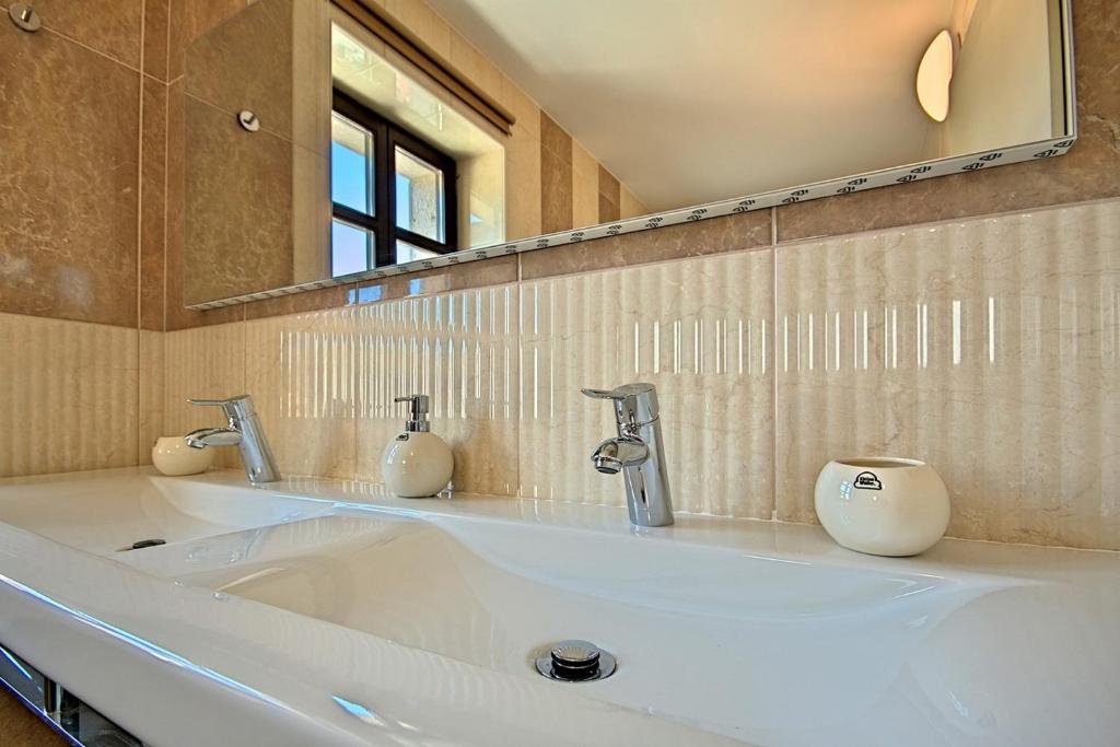 Stone Villa Zahara photo 3
