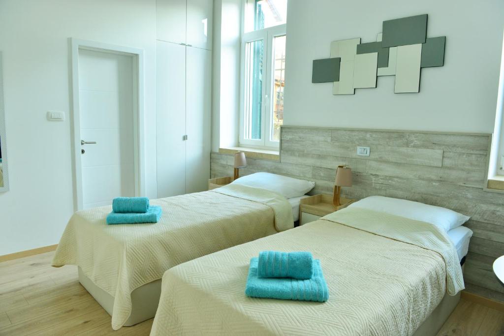 En-suite Rose on Rokova Street - 5 min Walk to the Old Town of Split photo 2