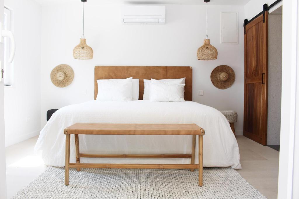 Luxury Family Beach Front Villa - SUNDAY BEACH HOUSE photo 2