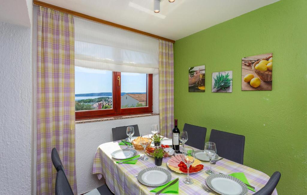 3 Bedroom Stunning Apartment In Krk photo 2