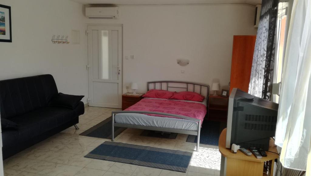 Apartments with parking spaces Barbat photo 2