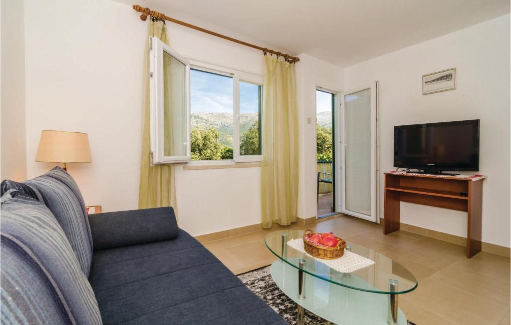 Three-Bedroom Apartment In Zaton Veliki photo 2