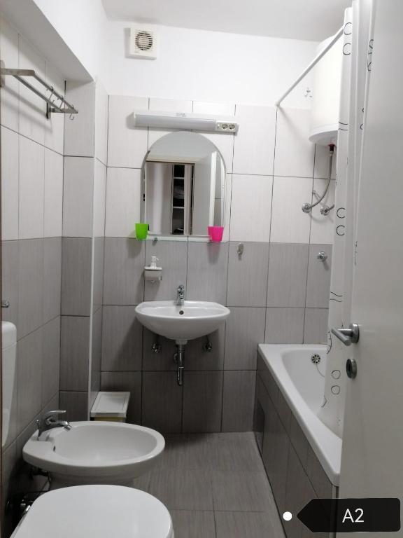 San Lorenzo Apartments photo 3