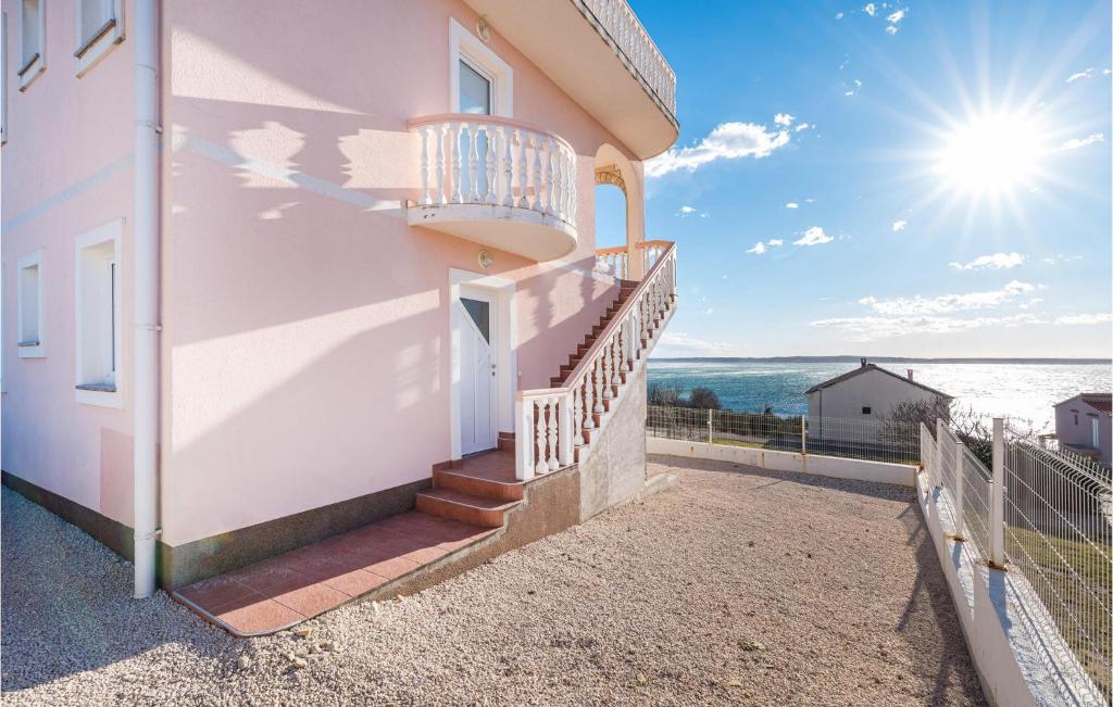 2 Bedroom Nice Apartment In Rtina photo 2