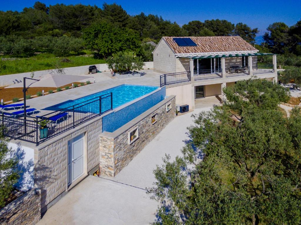 The Olive Tree Villa — photo 1