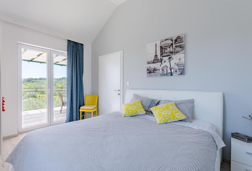 The Olive Tree Villa photo 2