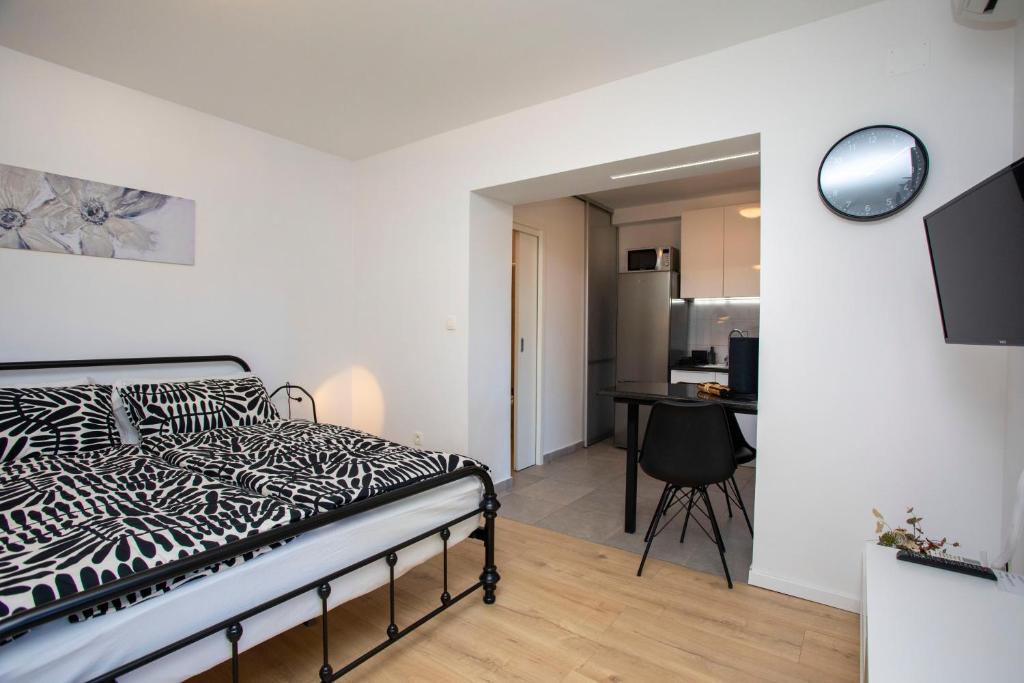 Studio Apartment Mia photo 2