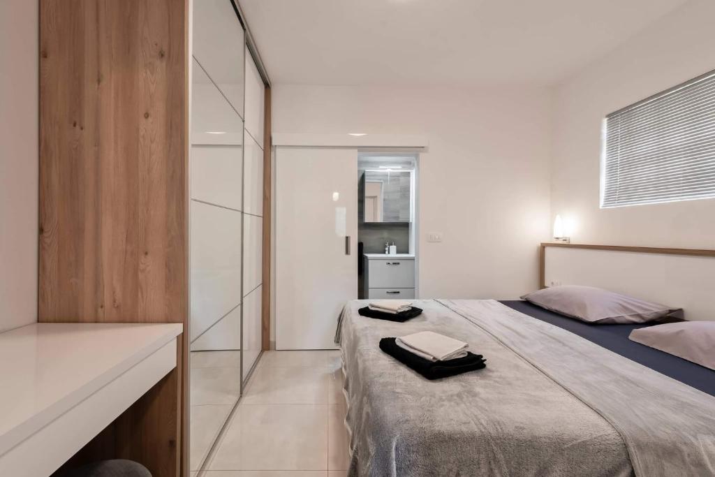 Apartment White Pearl photo 2