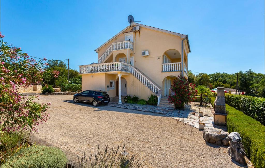 Nice Apartment In Rasopasno With Wifi photo 2