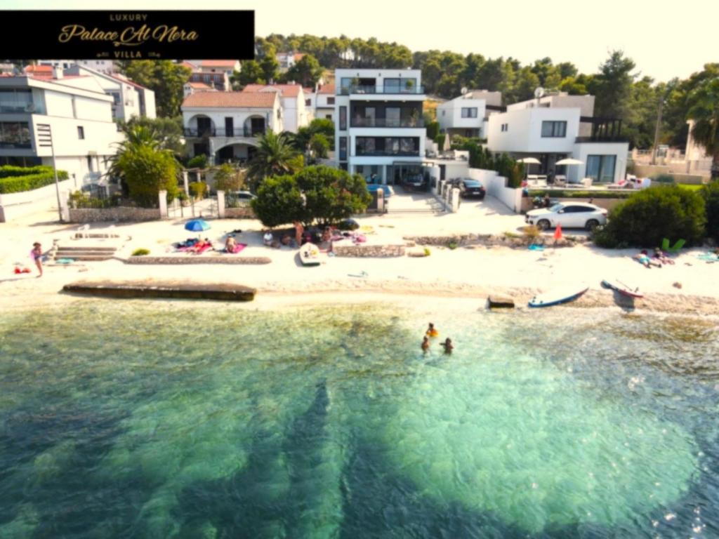 De luxe Villa Palace Al Nera 2 swimming pools at sea photo 3