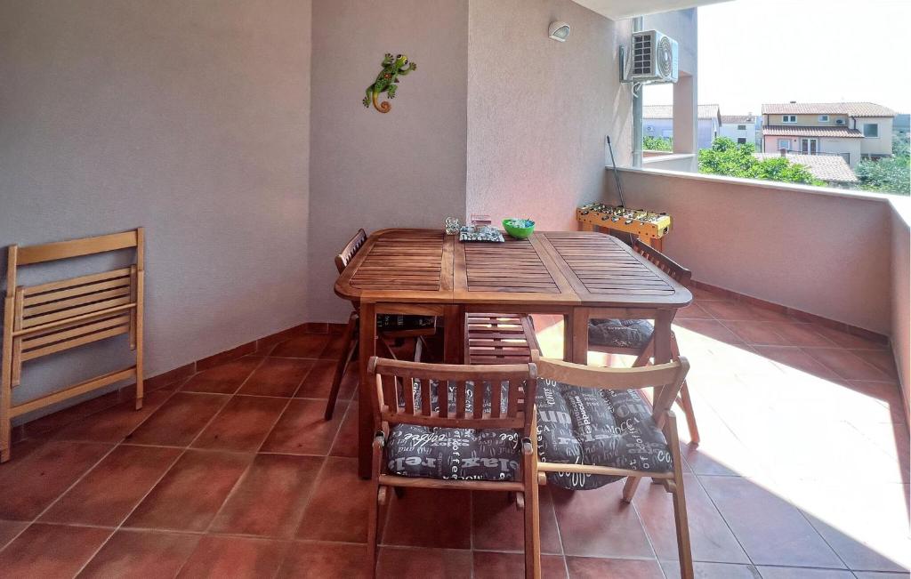 Cozy Apartment In Medulin With Swimming Pool photo 2