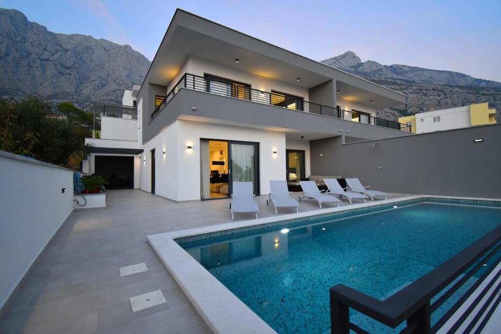 Villa Zoran - Makarska — photo 1