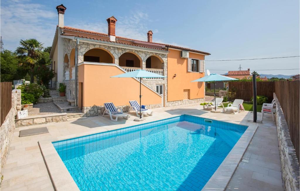 3 Bedroom Awesome Home In Labin — photo 1