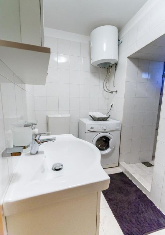 STUDIO APARTMAN MEMORY photo 3