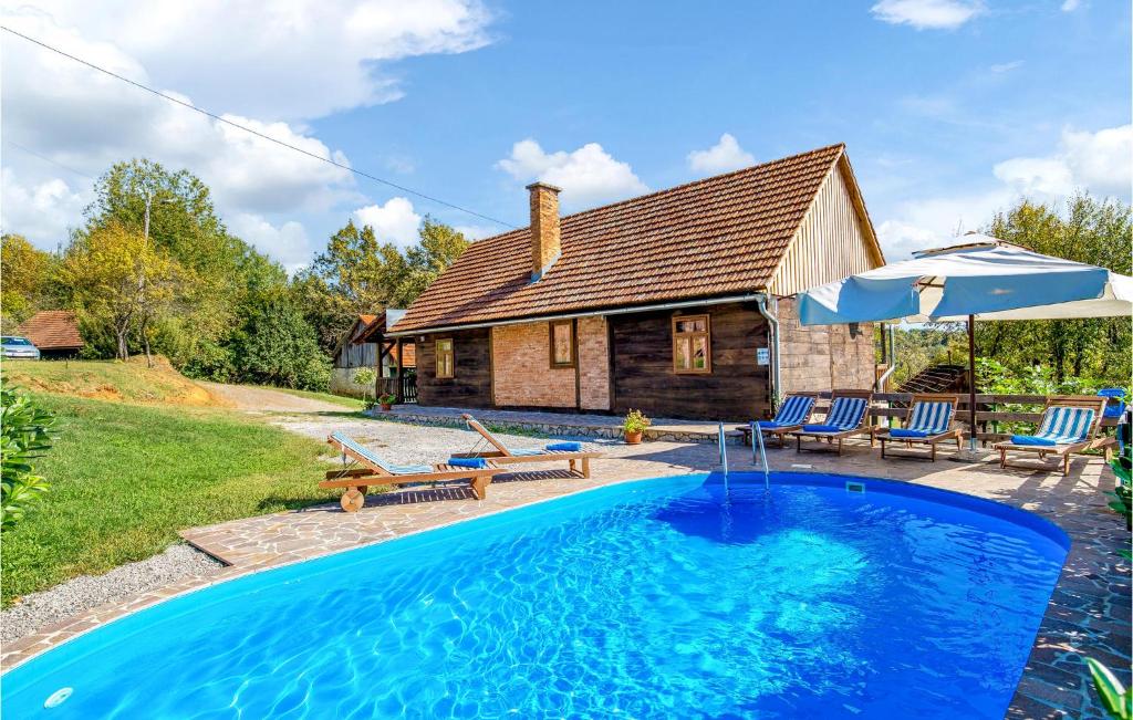Three-Bedroom Holiday Home In Ribnik — photo 1