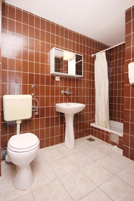 Apartments and rooms with parking space Orebic photo 3
