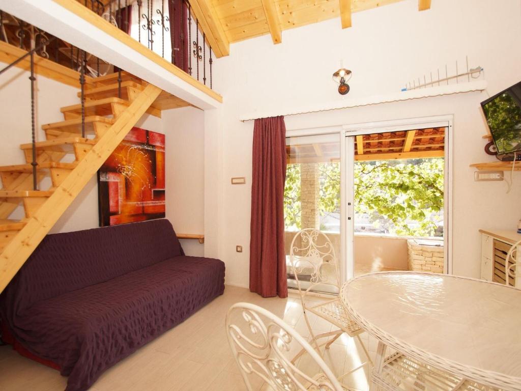 Stone House Mia - Two Bedroom Stone House with Terrace and Sea View photo 2