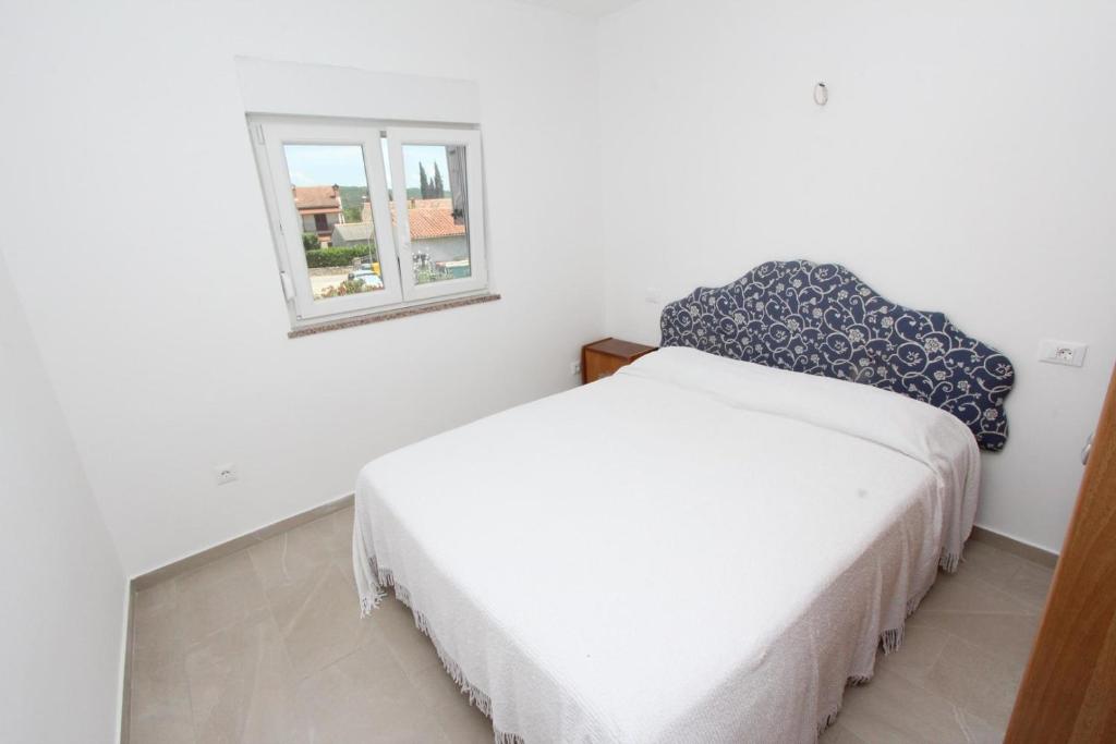 Apartment Mihaela photo 2