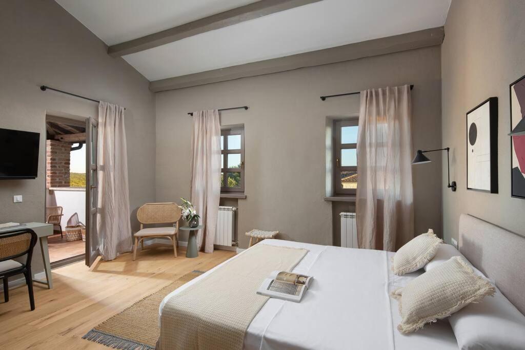 Rustic Villa Sylbum with a pool in istria photo 2