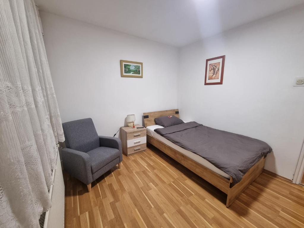 Studio apartman Luna photo 2