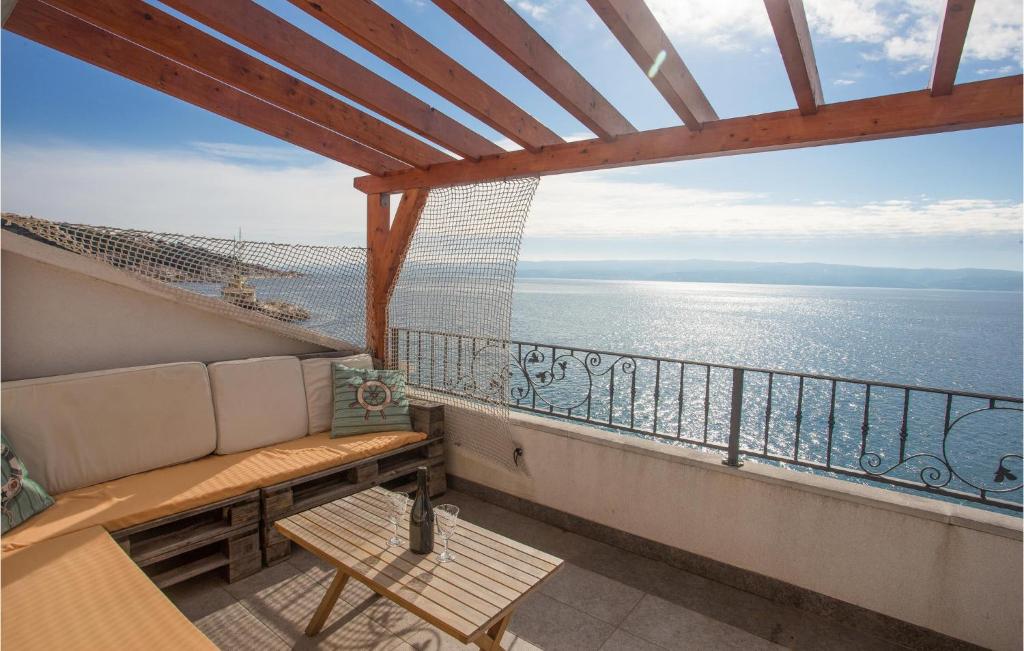 Beach Front Apartment photo 2