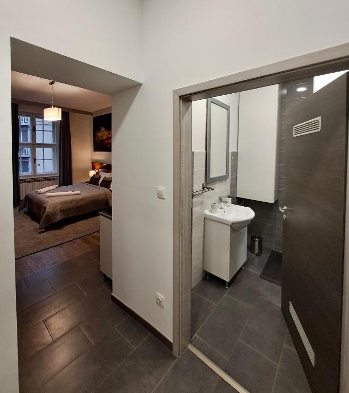 Witrina Apartments photo 3