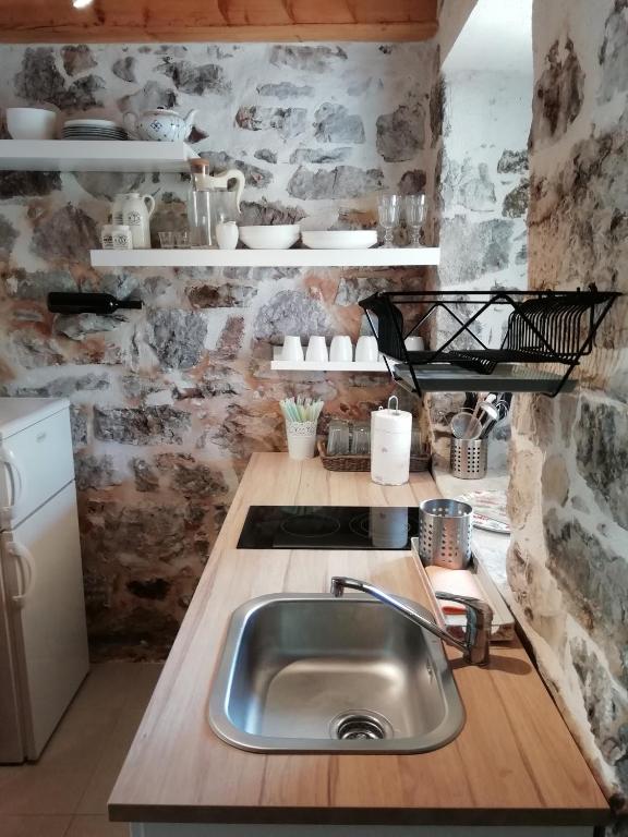 Krka Waterfalls Stonehouse Roko photo 3