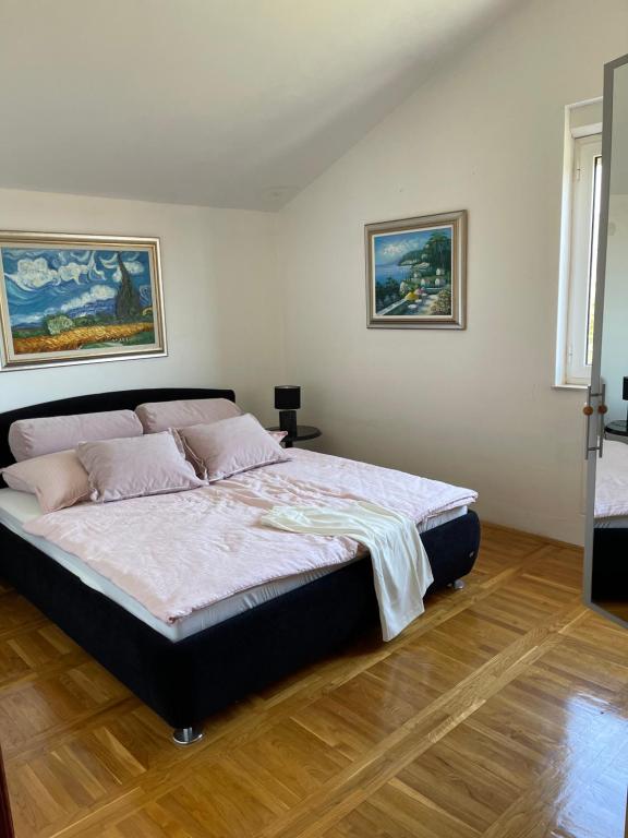 Sun and Moon Appartement photo 2
