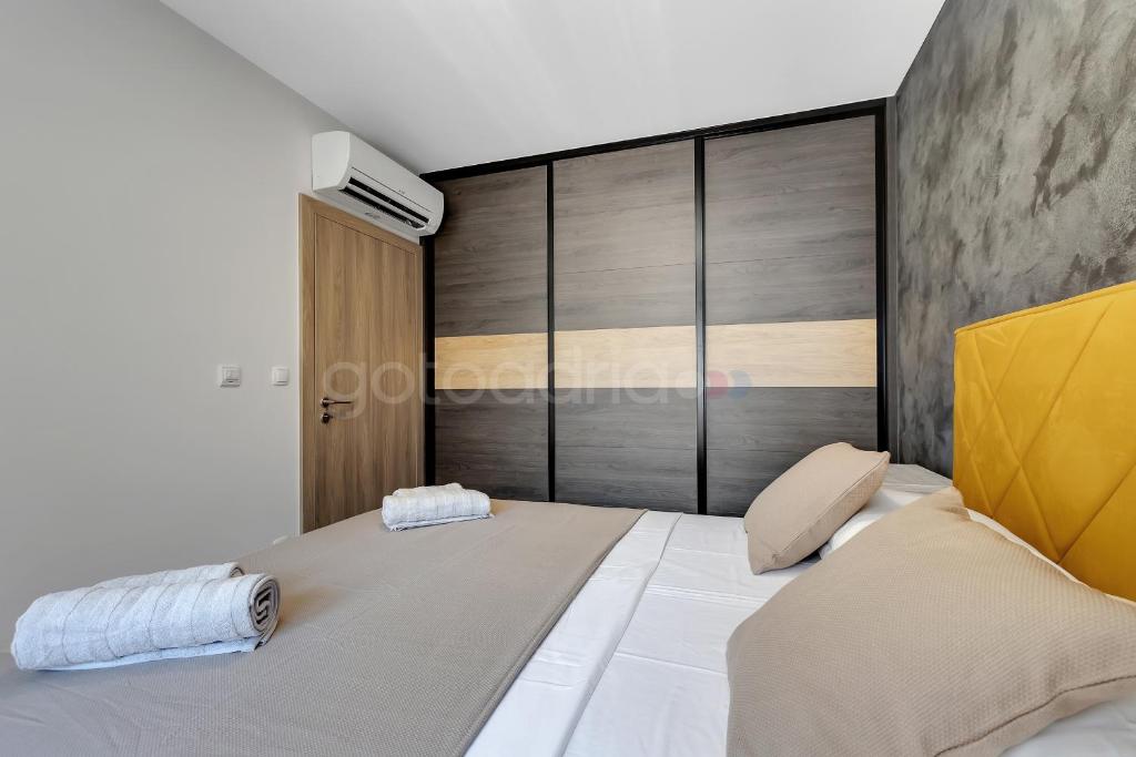 Luxury SeaView Apt Luki - FREE Parking photo 2