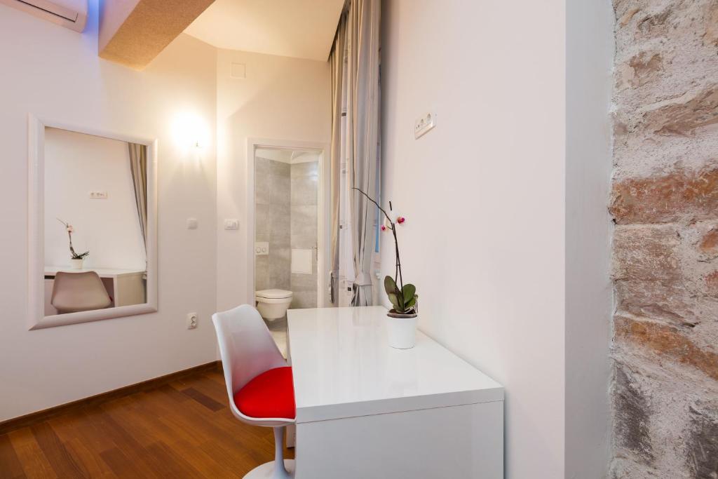Riva Rooms photo 3