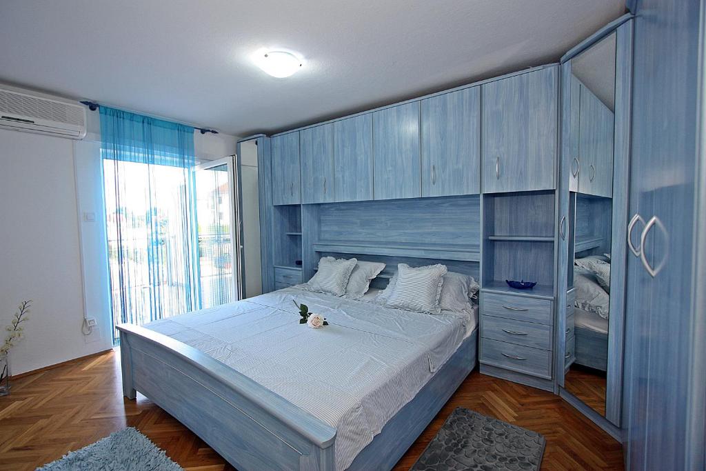 Apartments with WiFi Supetar photo 2