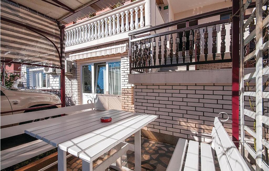 Stunning Apartment In Pula With Wifi photo 3