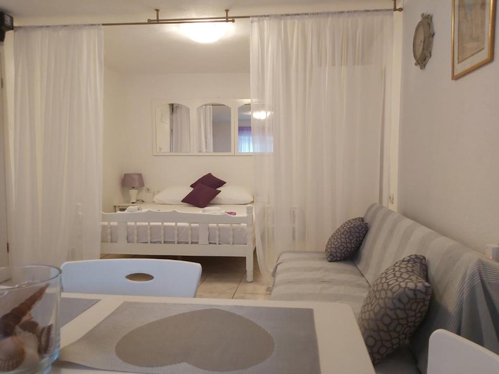 Studio apartman Martina photo 2