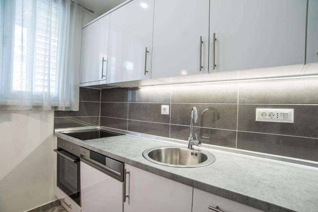 Too Sweet Apartment 1 photo 3