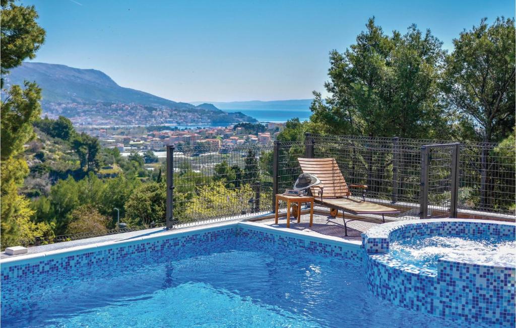 Lovely Home In Split With Jacuzzi — photo 1