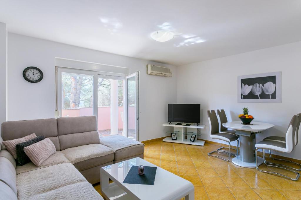 Senad - Apartment VELIKI - MPolo photo 3