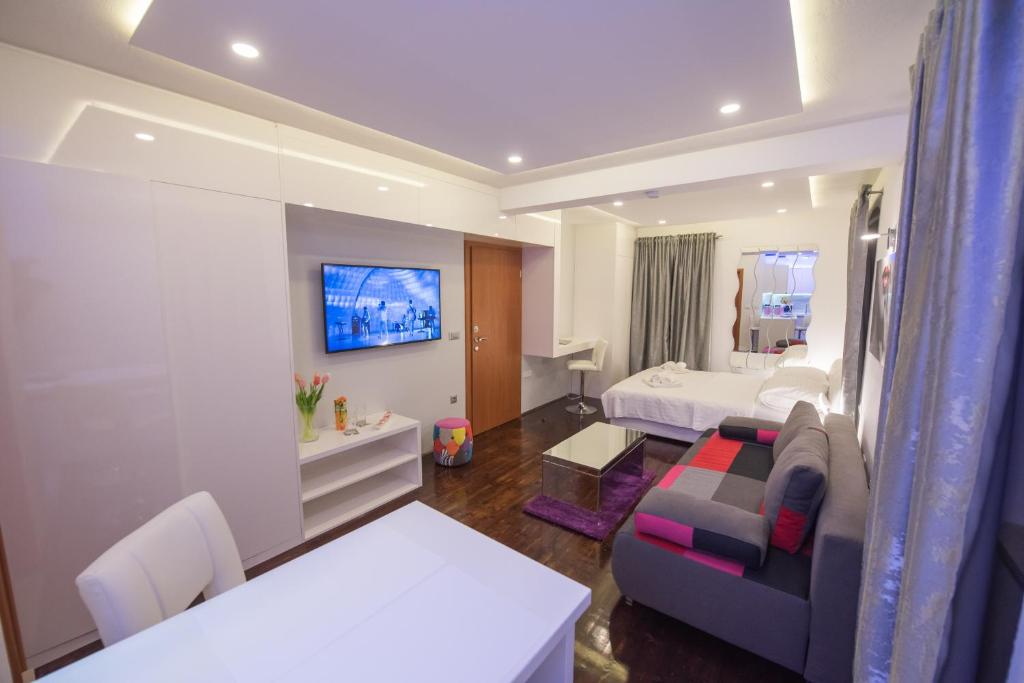 Studio Apartment Lena photo 2
