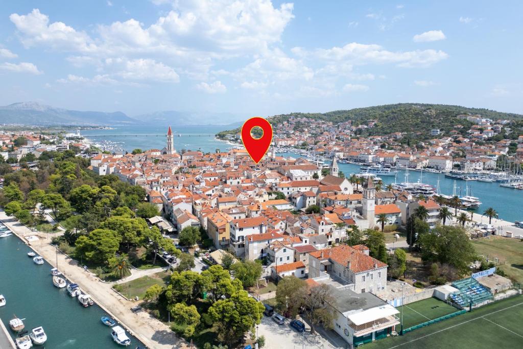 Seaside holiday house Trogir - 23608 — photo 1