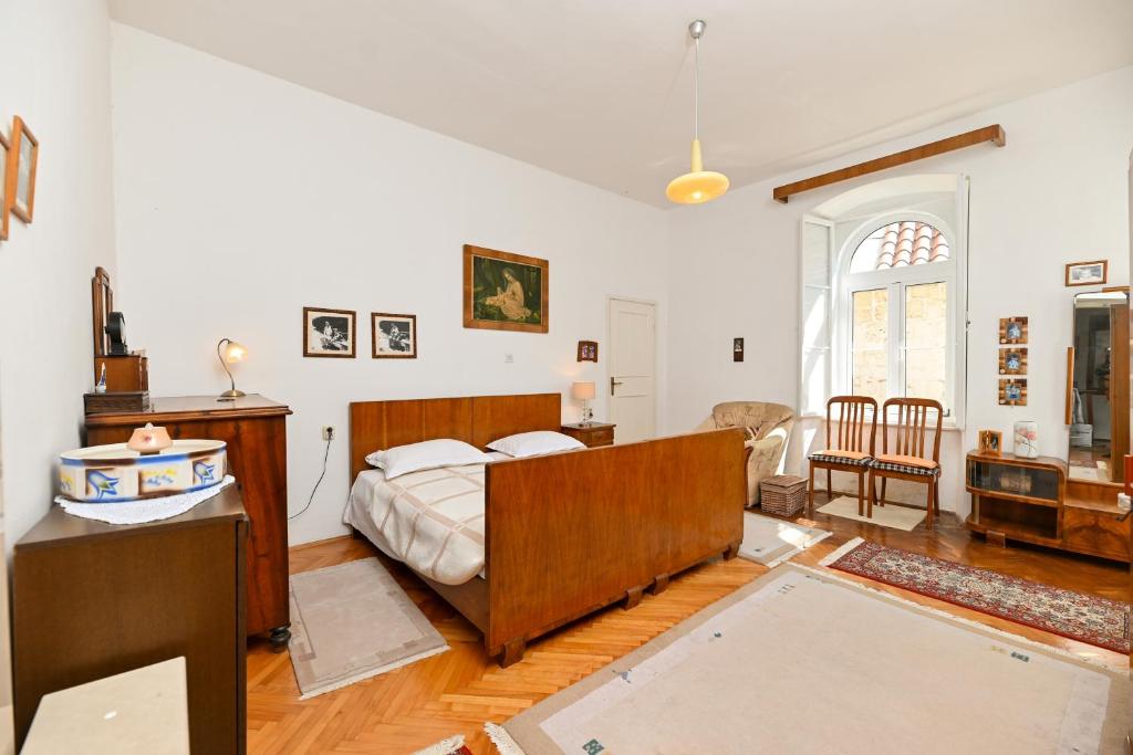 Seaside holiday house Trogir - 23608 photo 2