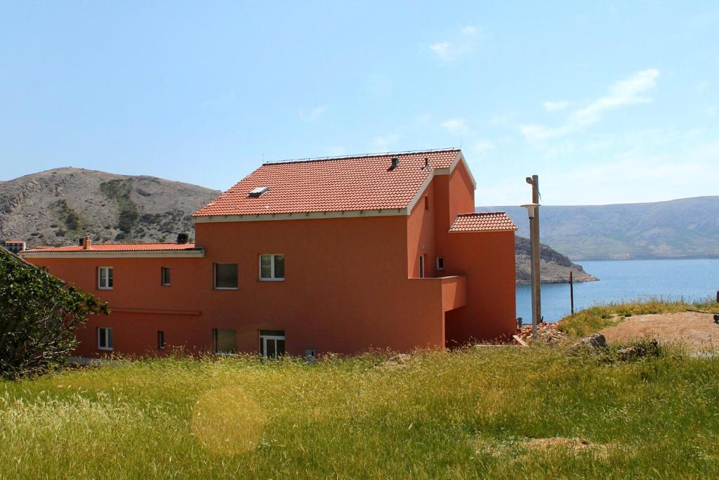 Rooms by the sea Metajna - Pag - 6487 — photo 1