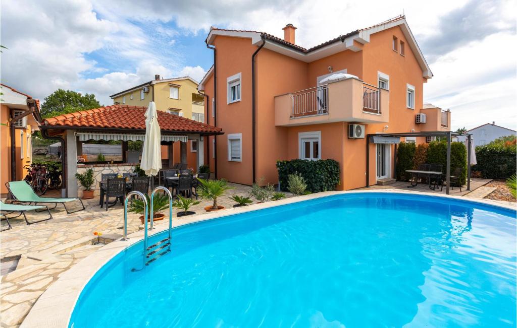Nice Apartment In Sveti Vid-Miholjice photo 2