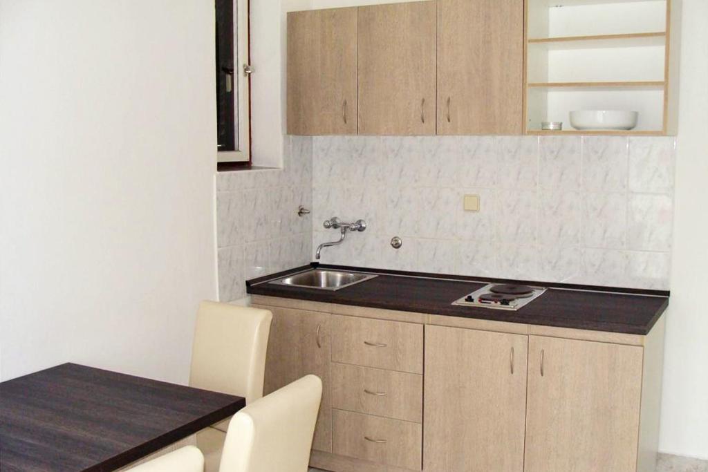 Apartments by the sea Starigrad photo 3