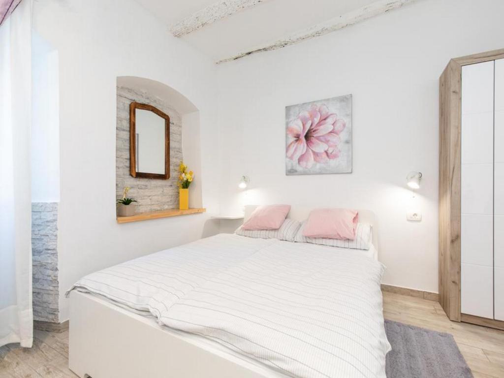 Studio Apartment Sisi photo 3