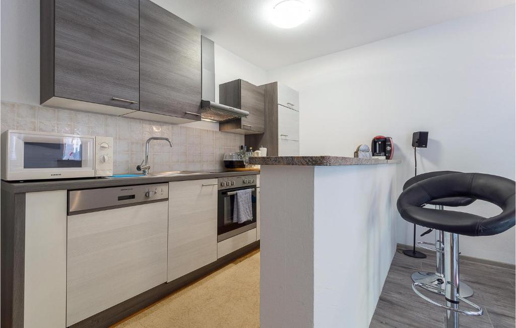 Nice Apartment In Pula With Wifi photo 3