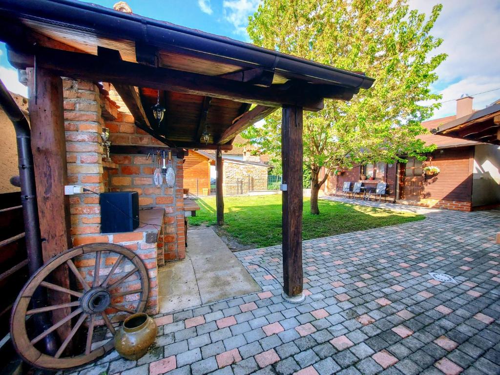 Studio apartman Buteo photo 3