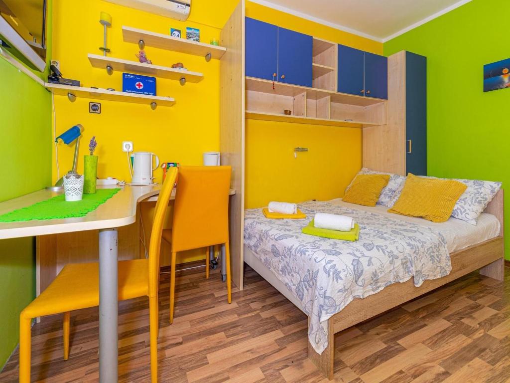 Apartment in Dramalj near Beach and Pool — photo 1