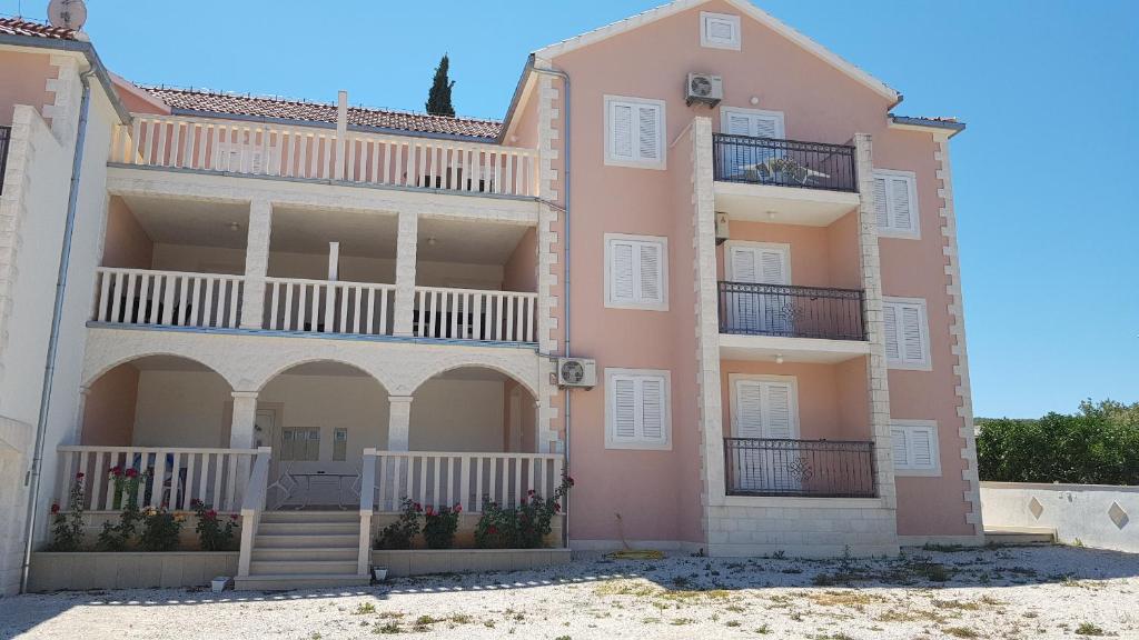 Ruzica Apartments photo 2