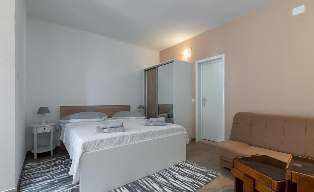 Studio apartman Bella photo 2