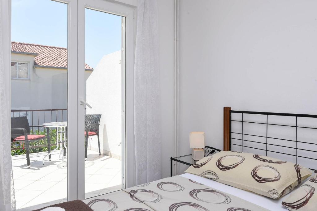 Studio Apartments Xenia photo 2